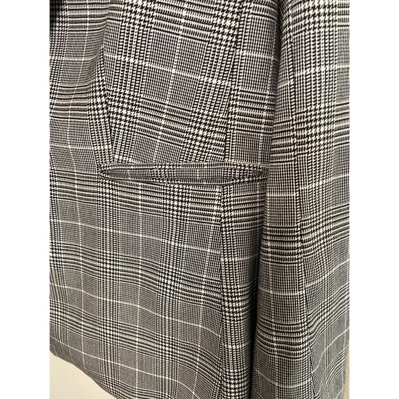 H&M Houndstooth Blazer - Picture 2 of 5